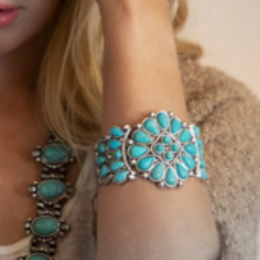 🔥Restock! Western Squash Blossom Stretch Bracelet